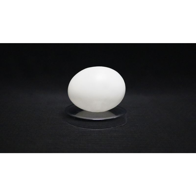 Foto Deluxe Latex (Vinyl) Egg-Tissue to Egg Routine by Viking Magic - Trick (VT)