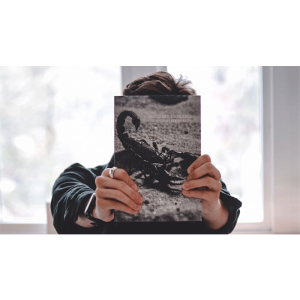 Foto Absurd About Astrology: The Complete Works by Christopher Parrish