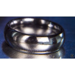 Foto Ash and Ember Silver Curved Size 8 (2 Rings) by Zach Heath  - Trick