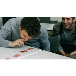 Foto Any Card (Gimmick and Online Instructions) by Richard Sanders - Trick