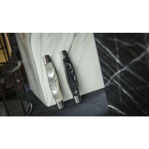 Foto ARTISAN COLOR-CHANGING KNIVES BY TCC