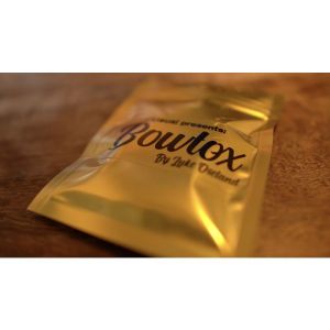 Foto Bowtox (Gimmicks and Online Instructions) by Luke Oseland - Trick (VT)
