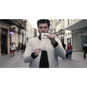 Foto Buyer's Remorse (Gimmicks and Online Instructions) by Twister Magic - Trick