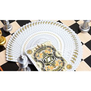 Foto CHESS White Playing Cards by Hidden Light