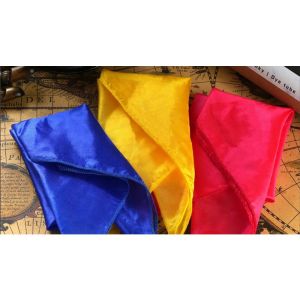 Foto Chameleon Hanky by Hyunsoo Kim and Ethan Yip