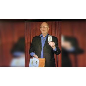 Foto Dai Vernon's Favorite Things