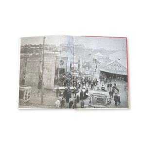 Foto Escaping Obscurity - The Travel Diary of Harry Houdini 1897-1899