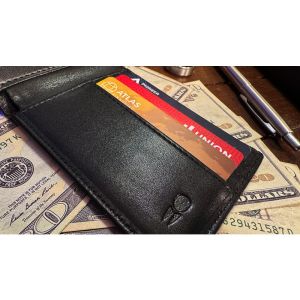 Foto Gone Wallet by Brandon Williams