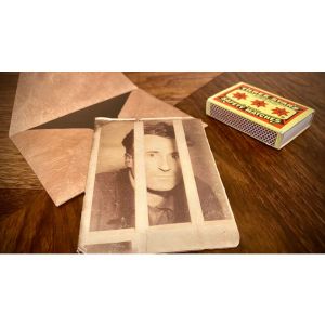 Foto The Boyd Mystery (Gimmicks and Online Instructions) by Bill Abbott - Trick (VT)