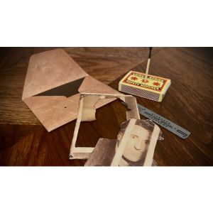 Foto The Boyd Mystery (Gimmicks and Online Instructions) by Bill Abbott - Trick (VT)