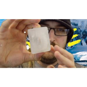 Foto Ice Qube by Kieron Johnson & Mark Traversoni - Trick