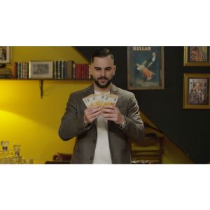 Foto Instant Paper to Money (Japan) by Miguel Pizarro