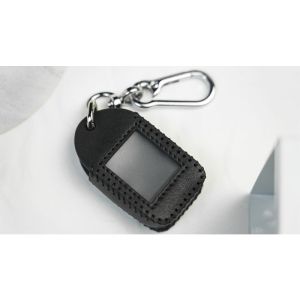 Foto Palm Peeker Keychain Case by PITATA MAGIC - Trick