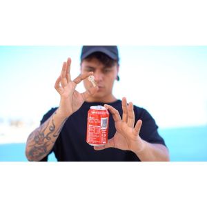 Foto SOLID (Gimmicks and Online Instructions) by Juan Capilla and Julio Montoro  - Trick (VT)