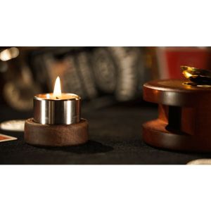 Foto The Candle by Terry Chou & TCC