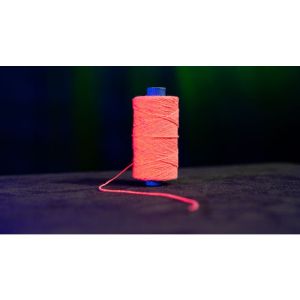 Foto WGM UV GLOW GYPSY THREAD ORANGE REFILL SPOOL by Murphy's Magic  - Trick