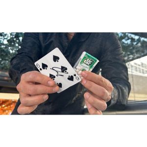 Foto Tumi Magic Presents TRAPPED by Erick White - Trick